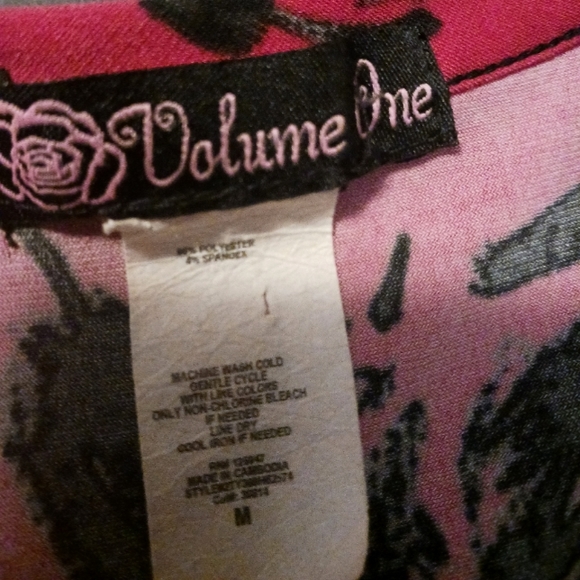 VOLUME ONE WOMENS FLORAL TOP - Picture 2 of 3